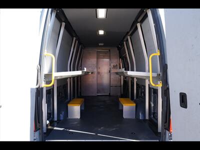 2019 Mercedes-Benz Sprinter 2500   - Photo 16 - Miami, FL 33142