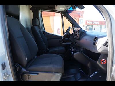 2019 Mercedes-Benz Sprinter 2500   - Photo 29 - Miami, FL 33142