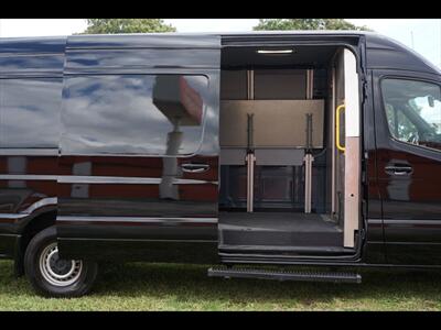 2019 Mercedes-Benz Sprinter 2500  LWB - Photo 18 - Miami, FL 33142