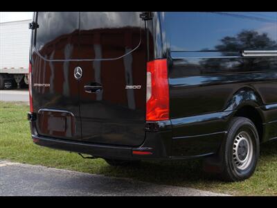 2019 Mercedes-Benz Sprinter 2500  LWB - Photo 12 - Miami, FL 33142