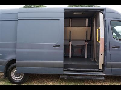 2019 Mercedes-Benz Sprinter 2500 LWB - Photo 14 - Miami, FL 33142