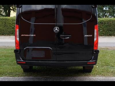 2019 Mercedes-Benz Sprinter 2500  LWB - Photo 8 - Miami, FL 33142