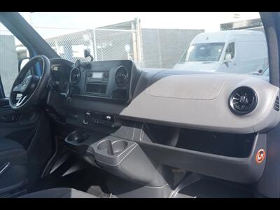 2019 Mercedes-Benz Sprinter 2500 LWB - Photo 29 - Miami, FL 33142