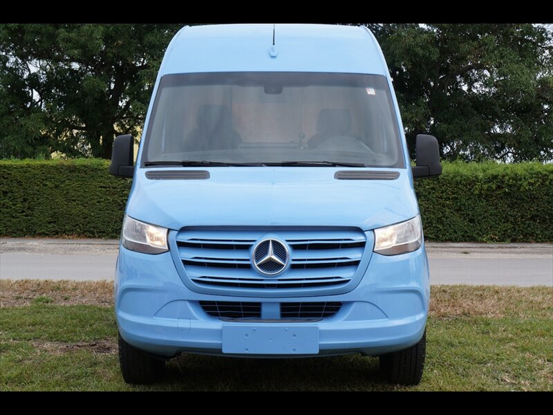 2019 Mercedes-Benz Sprinter 2500  LWB