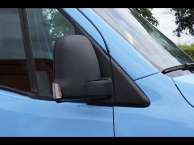 2019 Mercedes-Benz Sprinter 2500 LWB - Photo 11 - Miami, FL 33142