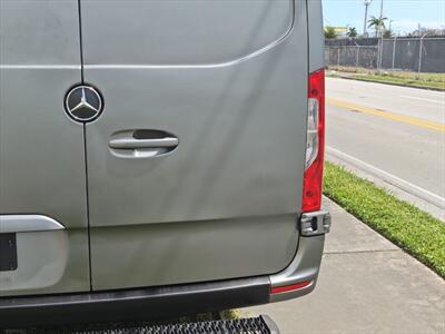 2019 Mercedes-Benz Sprinter 2500   - Photo 15 - Miami, FL 33142