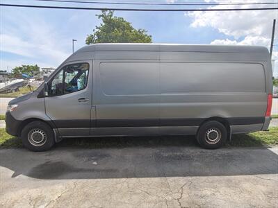2019 Mercedes-Benz Sprinter 2500   - Photo 8 - Miami, FL 33142
