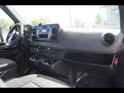 2019 Mercedes-Benz Sprinter 2500 - Photo 27 - Miami, FL 33142