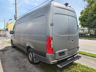 2019 Mercedes-Benz Sprinter 2500   - Photo 11 - Miami, FL 33142