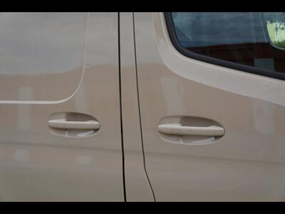 2019 Mercedes-Benz Sprinter 2500 LWB - Photo 12 - Miami, FL 33142