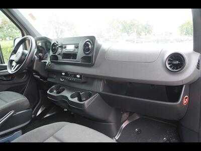 2019 Mercedes-Benz Sprinter 2500 LWB - Photo 26 - Miami, FL 33142