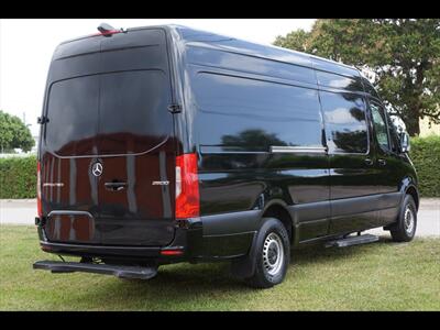 2019 Mercedes-Benz Sprinter 2500  LWB - Photo 9 - Miami, FL 33142