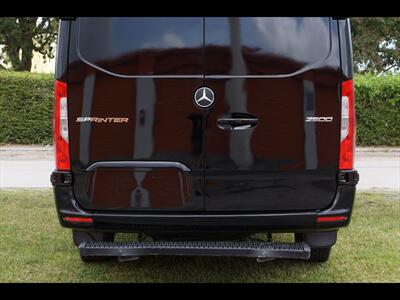 2019 Mercedes-Benz Sprinter 2500  LWB - Photo 8 - Miami, FL 33142