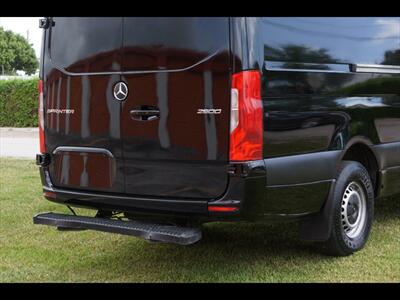 2019 Mercedes-Benz Sprinter 2500  LWB - Photo 13 - Miami, FL 33142