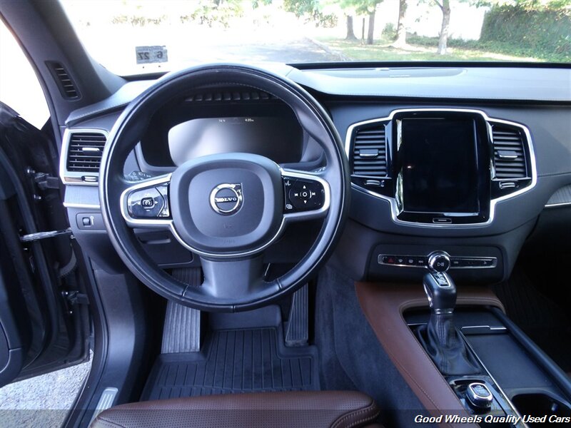 2022 Volvo XC90 T6 Inscription photo 15