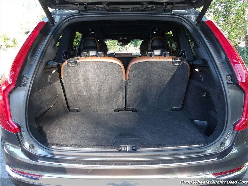 2022 Volvo XC90 T6 Inscription photo 24