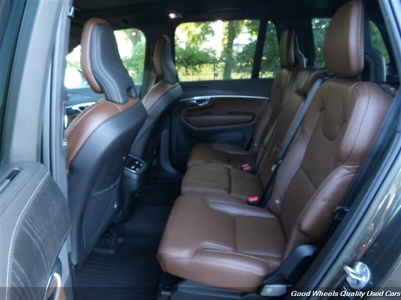 2022 Volvo XC90 T6 Inscription photo 13