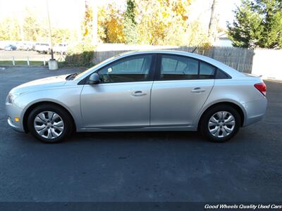 2013 Chevrolet Cruze LS Auto - Photo 8 - Glassboro, NJ 08028