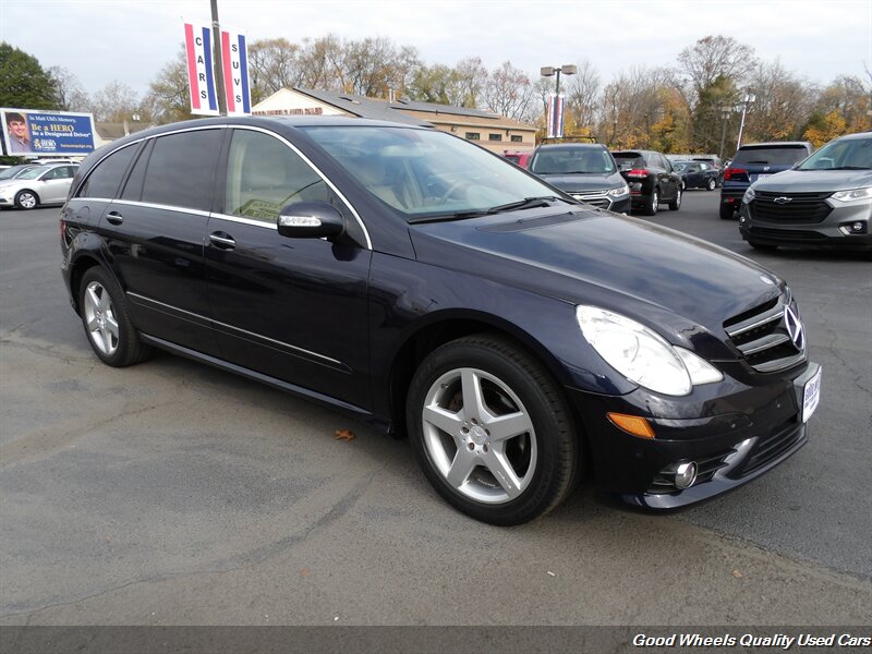 2010 Mercedes Benz R 350 4MATIC photo 2