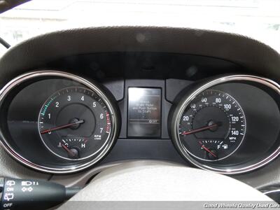 2011 Jeep Grand Cherokee Laredo X   - Photo 23 - Glassboro, NJ 08028