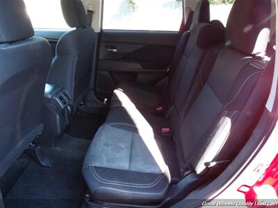 2020 Mitsubishi Outlander ES - Photo 14 - Glassboro, NJ 08028