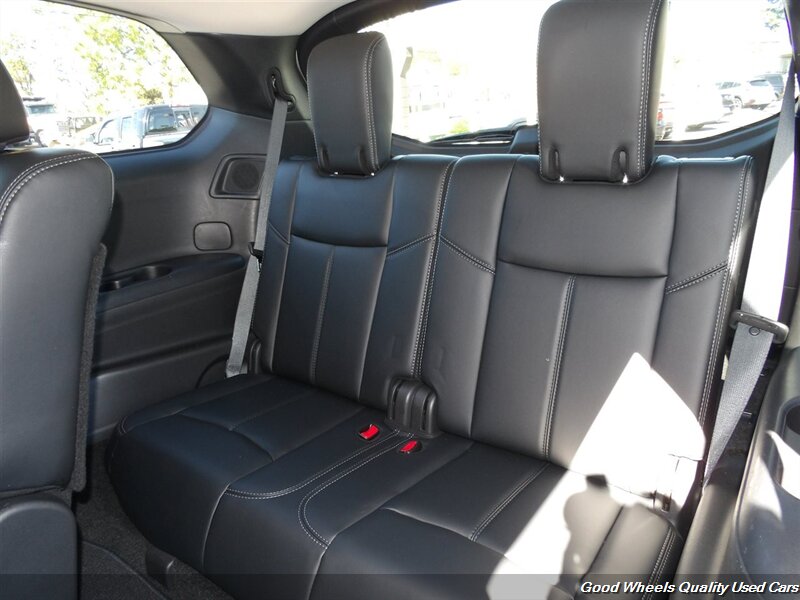 2014 Nissan Pathfinder SL photo 17