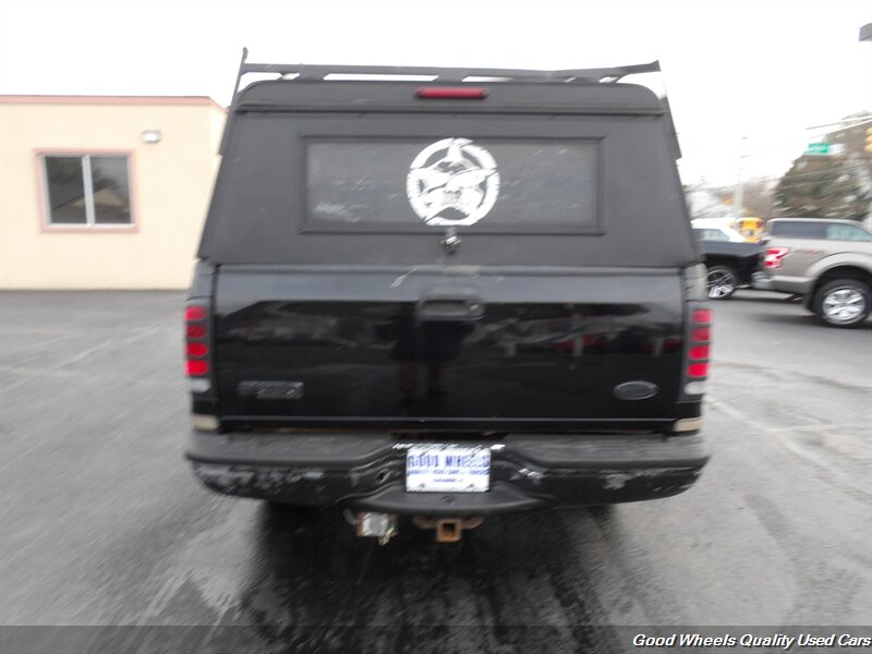 2001 Ford F-250 Lariat photo 3