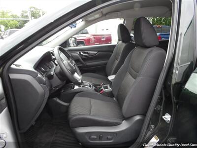 2018 Nissan Rogue SV   - Photo 18 - Glassboro, NJ 08028