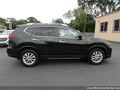 2018 Nissan Rogue SV   - Photo 4 - Glassboro, NJ 08028