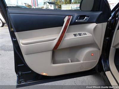 2013 Toyota Highlander Limited   - Photo 26 - Glassboro, NJ 08028