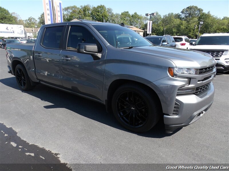 2020 Chevrolet Silverado 1500 RST photo 3