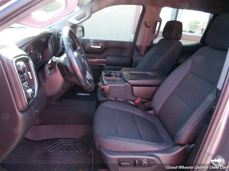 2020 Chevrolet Silverado 1500 RST photo 13