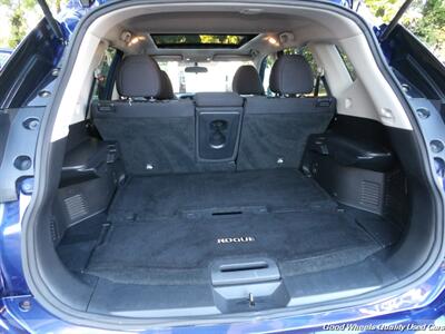 2017 Nissan Rogue SV - Photo 22 - Glassboro, NJ 08028