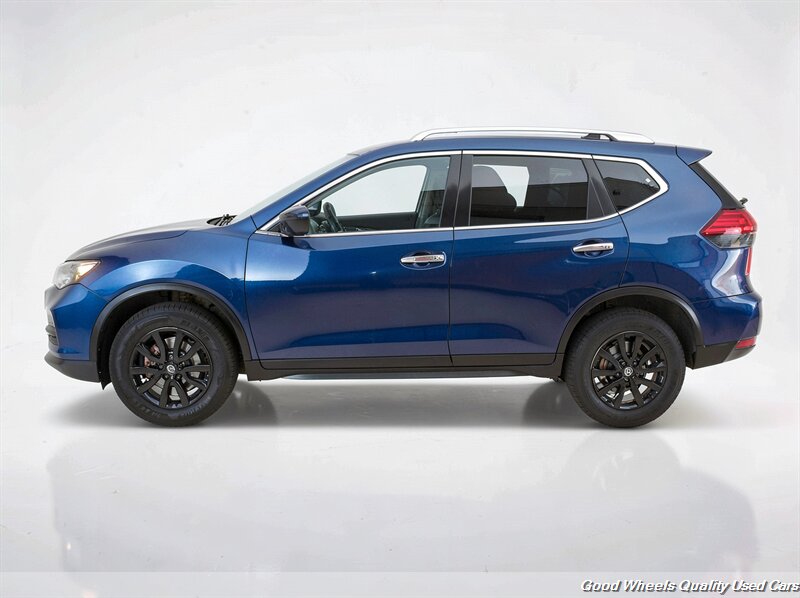 2017 Nissan Rogue SV - Photo 8 - Glassboro, NJ 08028