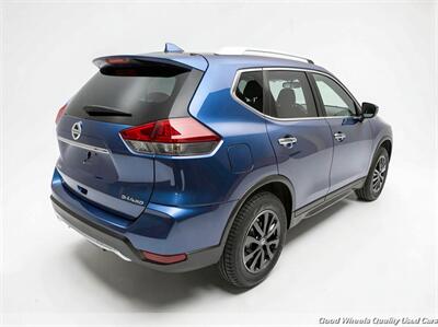 2017 Nissan Rogue SV - Photo 5 - Glassboro, NJ 08028