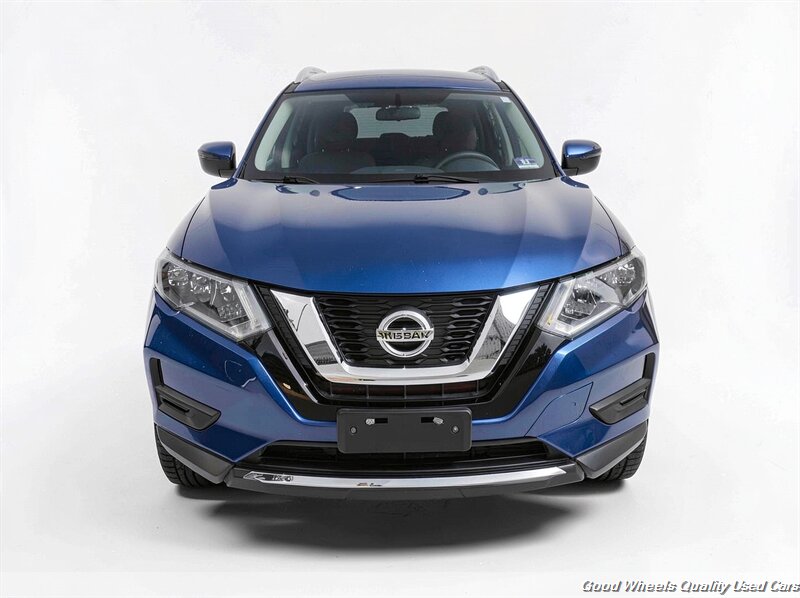 2017 Nissan Rogue SV - Photo 2 - Glassboro, NJ 08028