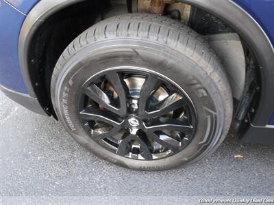 2017 Nissan Rogue SV - Photo 9 - Glassboro, NJ 08028
