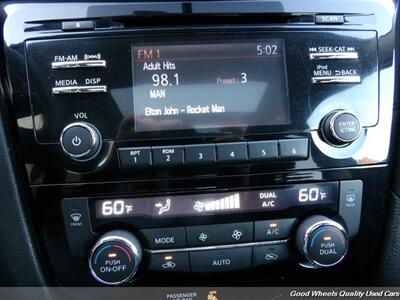 2017 Nissan Rogue SV - Photo 16 - Glassboro, NJ 08028