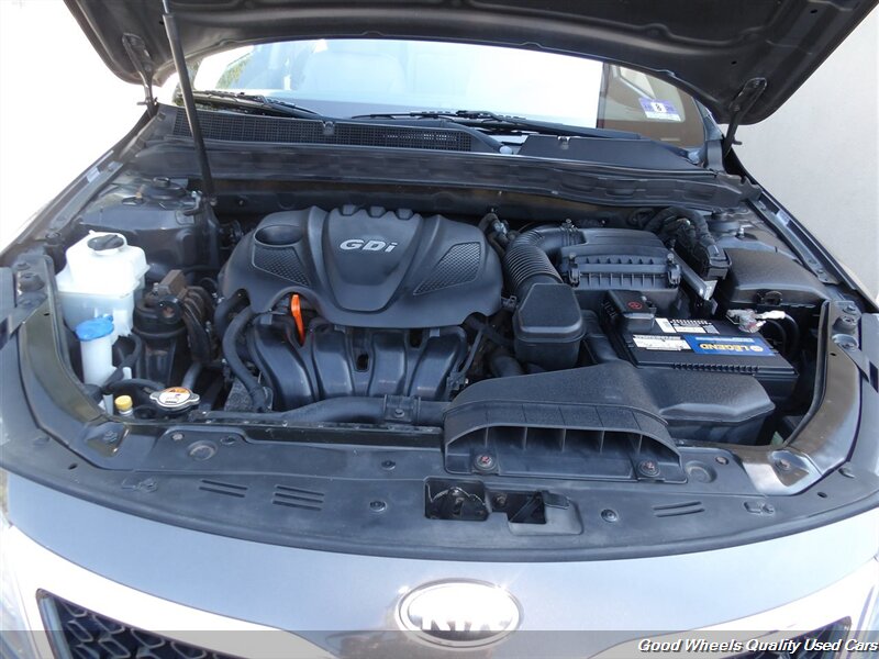 2013 Kia Optima EX photo 31