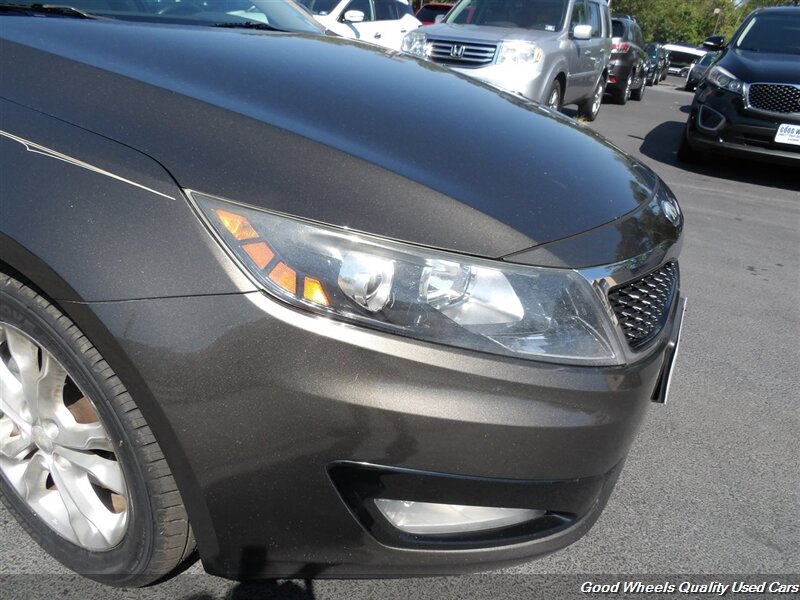 2013 Kia Optima EX photo 9