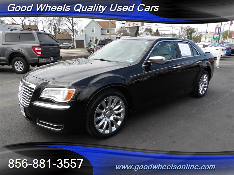2014 Chrysler 300   - Photo 1 - Glassboro, NJ 08028