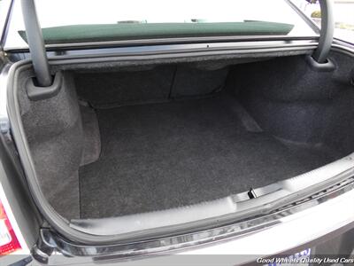 2014 Chrysler 300   - Photo 21 - Glassboro, NJ 08028
