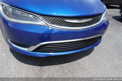 2017 Chrysler 200 Limited   - Photo 10 - Glassboro, NJ 08028