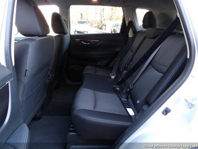2018 Nissan Rogue SV   - Photo 13 - Glassboro, NJ 08028