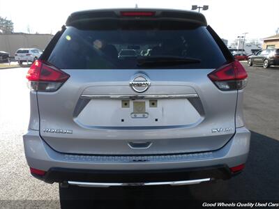 2018 Nissan Rogue SV   - Photo 5 - Glassboro, NJ 08028