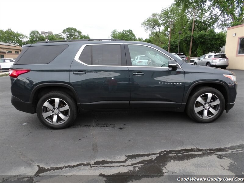 2019 Chevrolet Traverse LT Leather - Photo 4 - Glassboro, NJ 08028