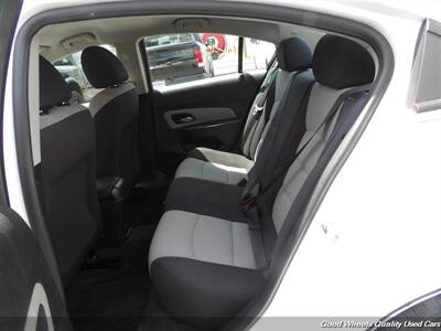 2016 Chevrolet Cruze Limited LS Auto   - Photo 19 - Glassboro, NJ 08028