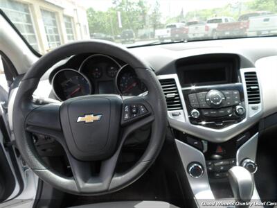 2016 Chevrolet Cruze Limited LS Auto   - Photo 16 - Glassboro, NJ 08028