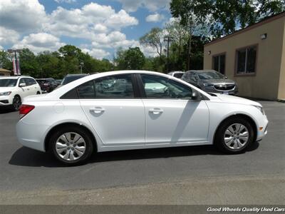 2016 Chevrolet Cruze Limited LS Auto   - Photo 4 - Glassboro, NJ 08028