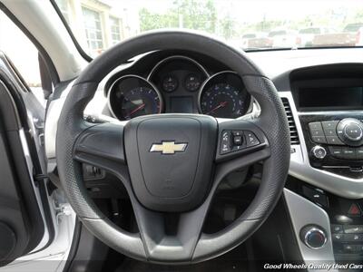 2016 Chevrolet Cruze Limited LS Auto   - Photo 17 - Glassboro, NJ 08028
